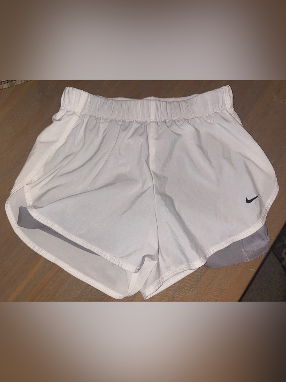 Nike 2-in-1 Running Shorts White & Grey Size Medium AR6353-101